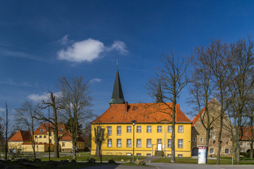 Vorderansicht des Amtsgerichts Bersenbrück nebst Eingang